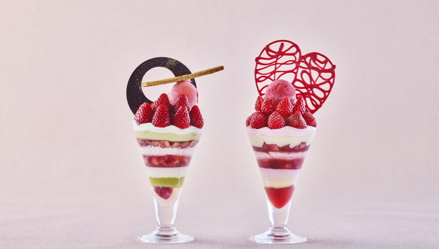 STRAWBERRY PARFAITS KING & QUEEN